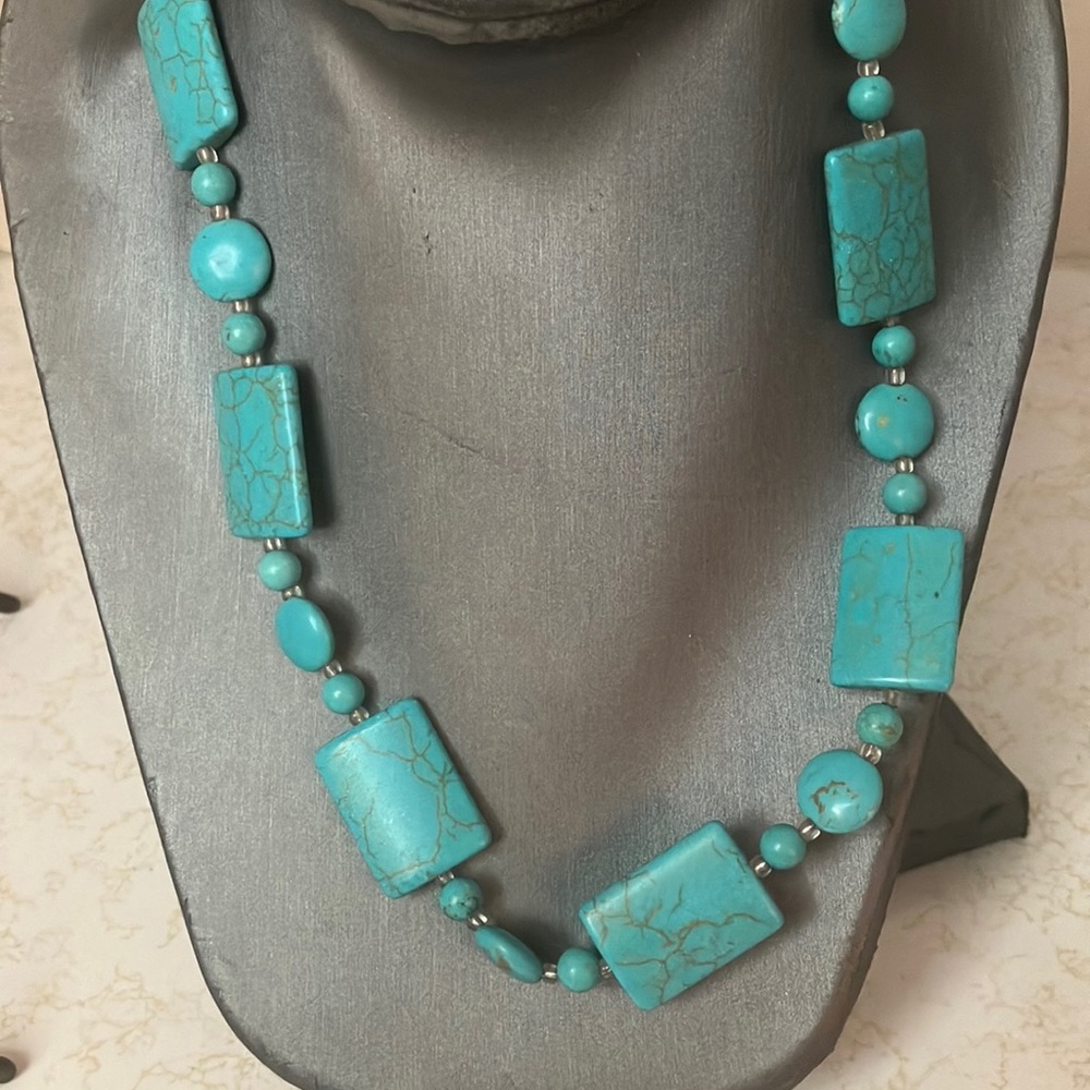 Turquoise like Beaded Necklace